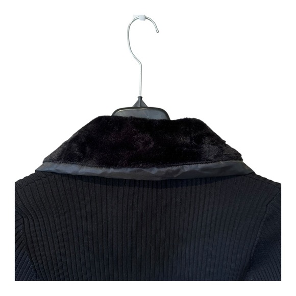 NWT Juniors' Faux-Fur-Collar Tie-Front Cardigan Sweater Removable collar - Picture 6 of 10